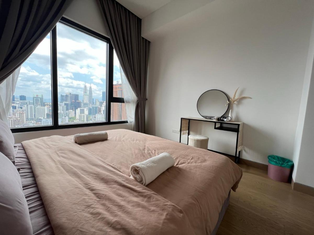 Lucentia Residence Bbcc Lalaport At Kuala Lumpur By Luxe Home Extérieur photo